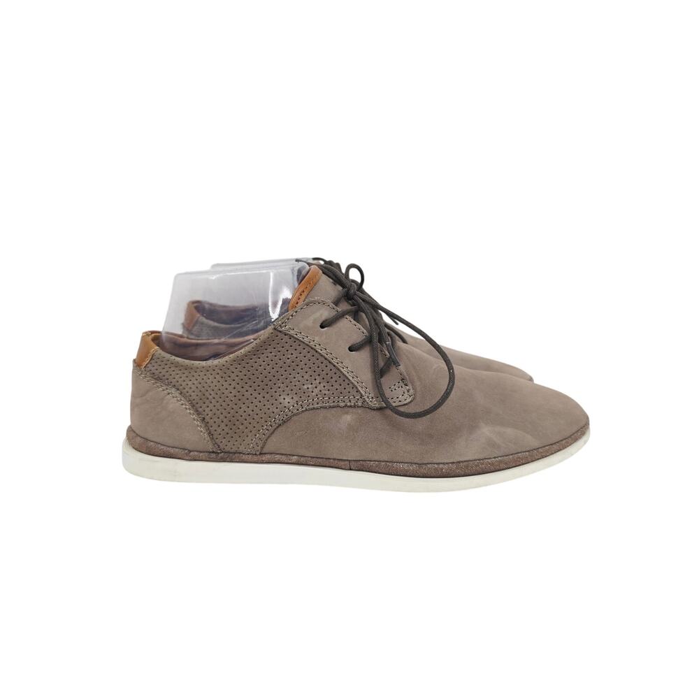 Steve Madden Arnie Nubuck Taupe Shoes 7